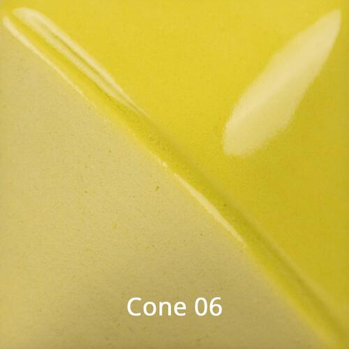 Mayco Fundamental Underglaze UG-218 Pear Green — example fired result